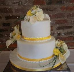 2 Tier Lily and Rose Wired Sugar Flowers Wedding Cake by Annes Cakes For All Occasions, Sudbury Wedding Cake Maker, Suffolk Wedding Cake maker